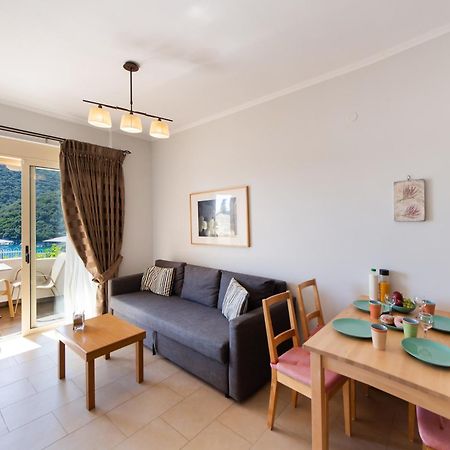 מיקרוס גיאלוס Rouda Village מראה חיצוני תמונה
